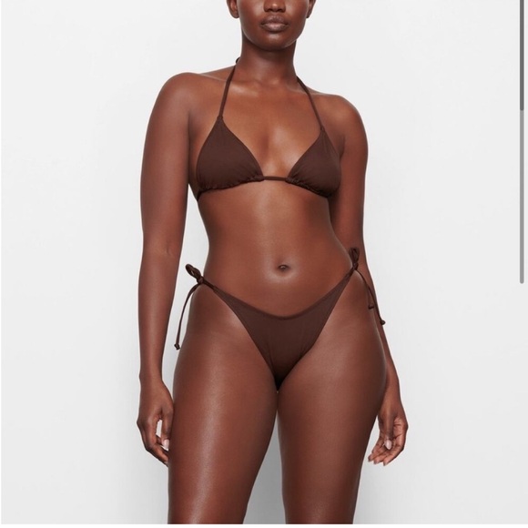 SKIMS Dippy Tie-Side Bikini Bottom  Cocoa NWT - Picture 2 of 7
